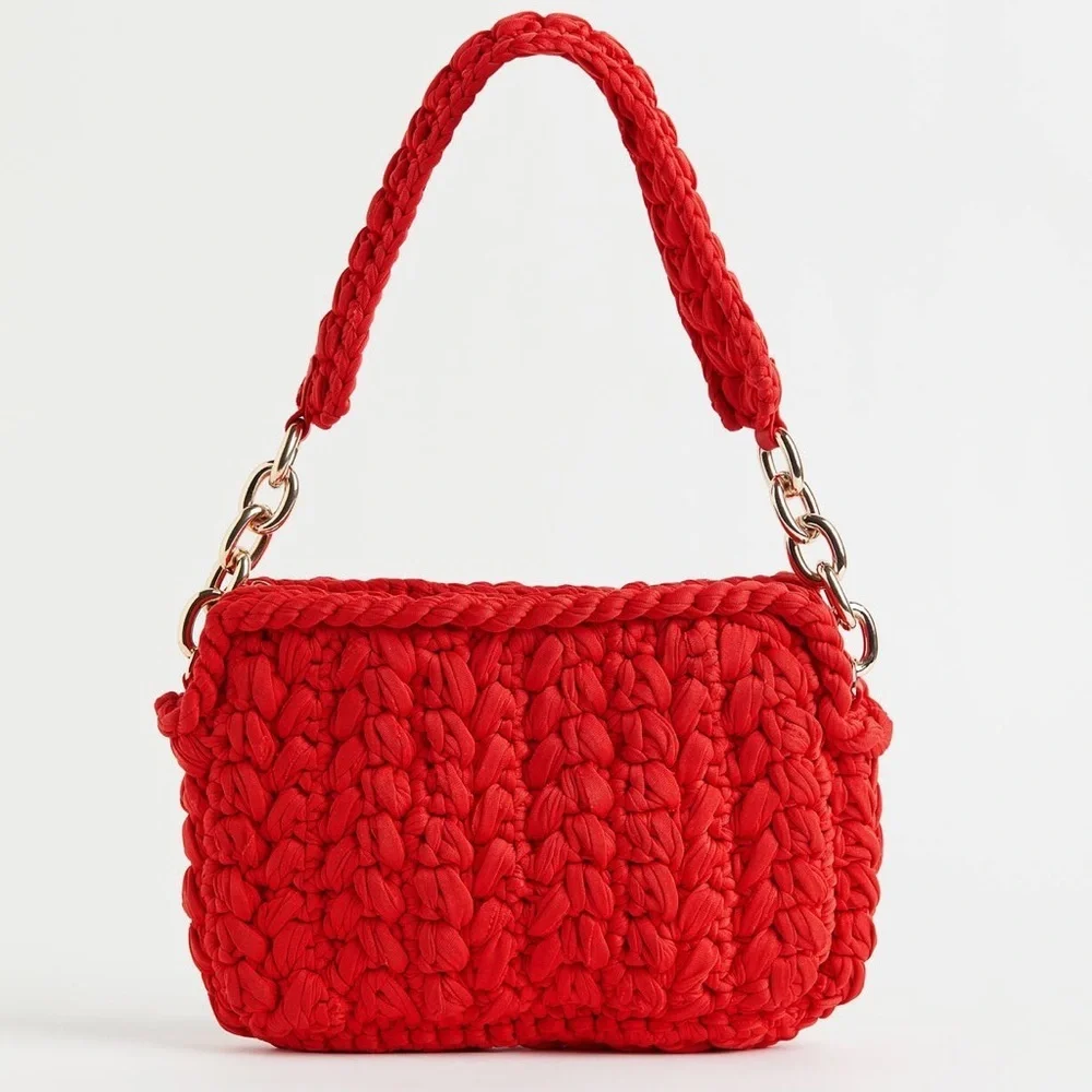 H&M Red Crochet Jersey Shoulder Bag Woven Gold Chain Strap
